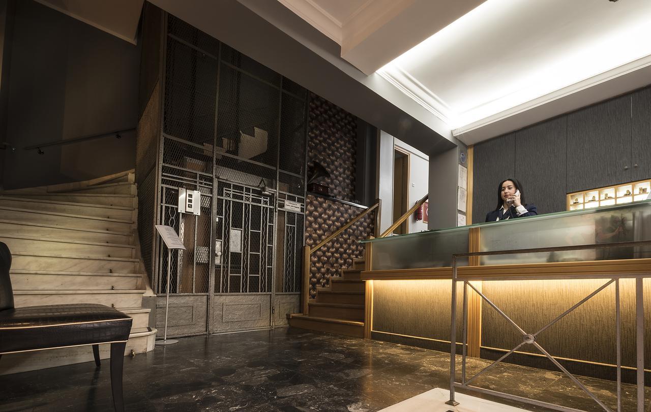 Carolina Hotel Since 1934 Атина Екстериор снимка